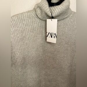 Zara Light Gray Ribbed Turtleneck Sweater